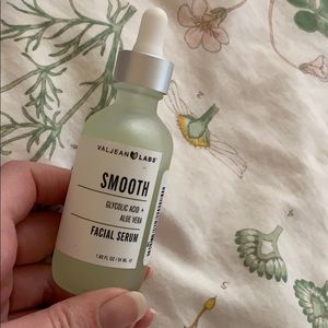 Smoothing Face Serum